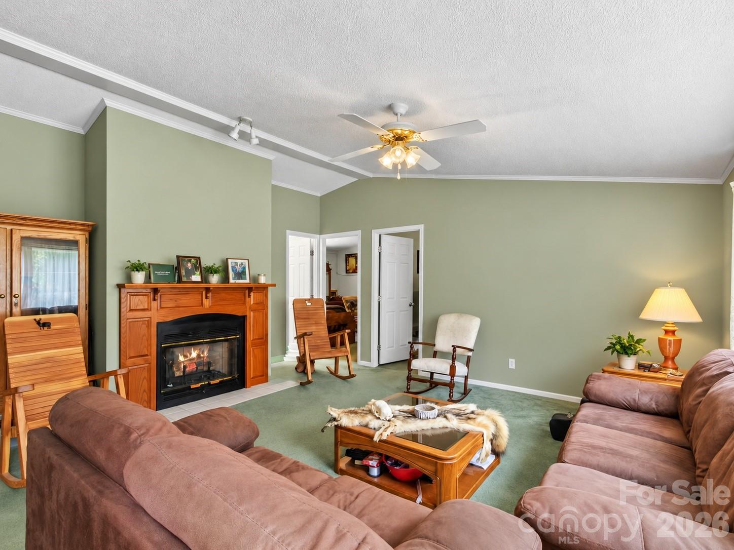 98 Cardinal Lane — Burnsville