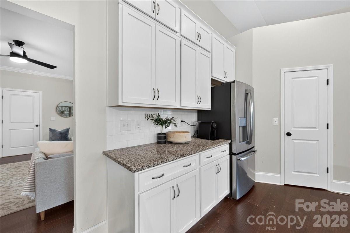 5800 Carmel Road — Charlotte