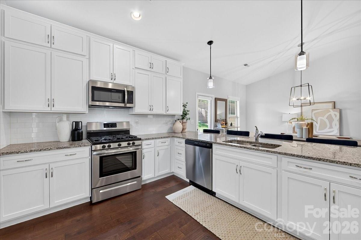5800 Carmel Road — Charlotte