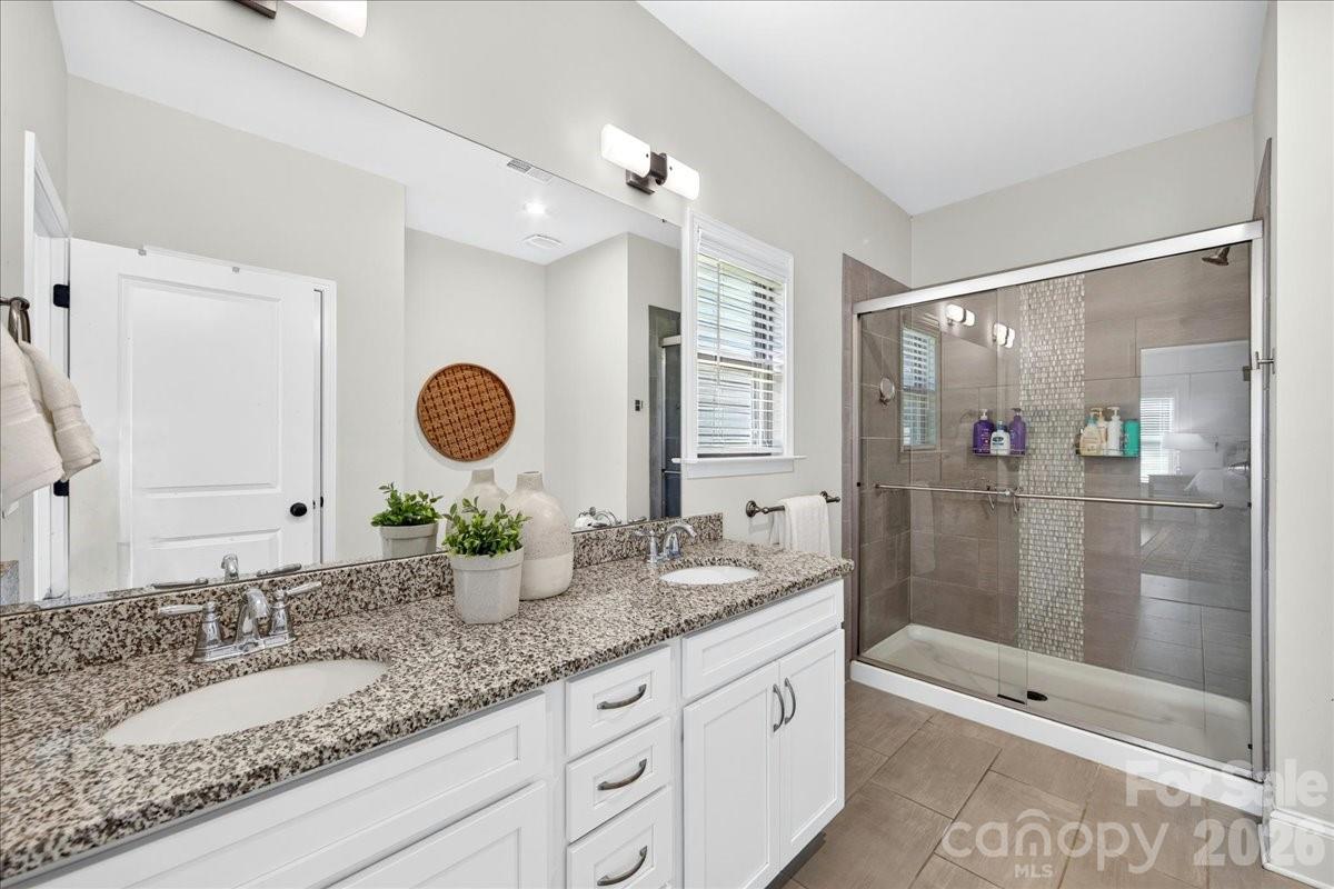 5800 Carmel Road — Charlotte