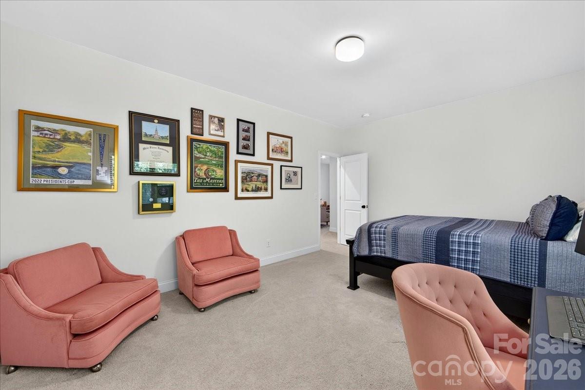 5800 Carmel Road — Charlotte