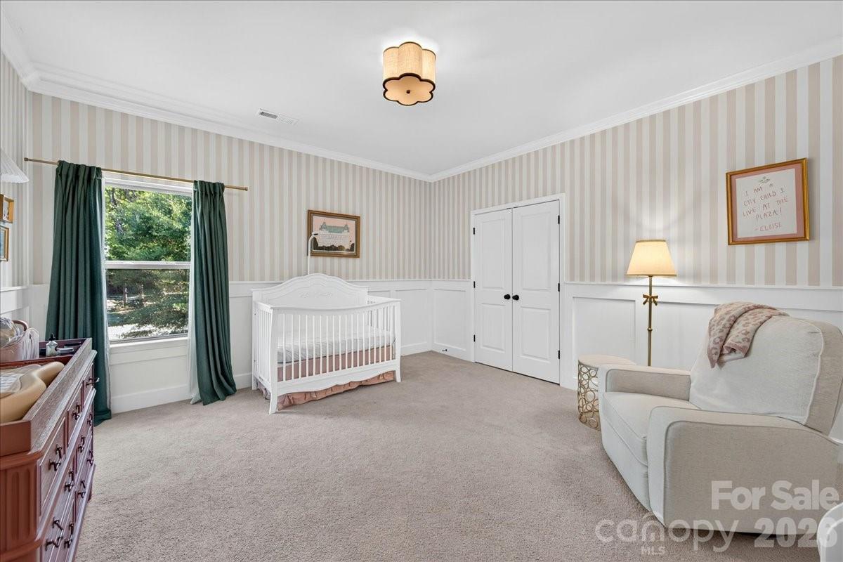 5800 Carmel Road — Charlotte