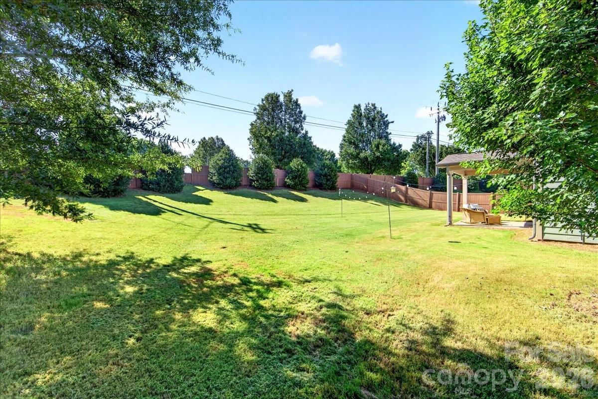5800 Carmel Road — Charlotte