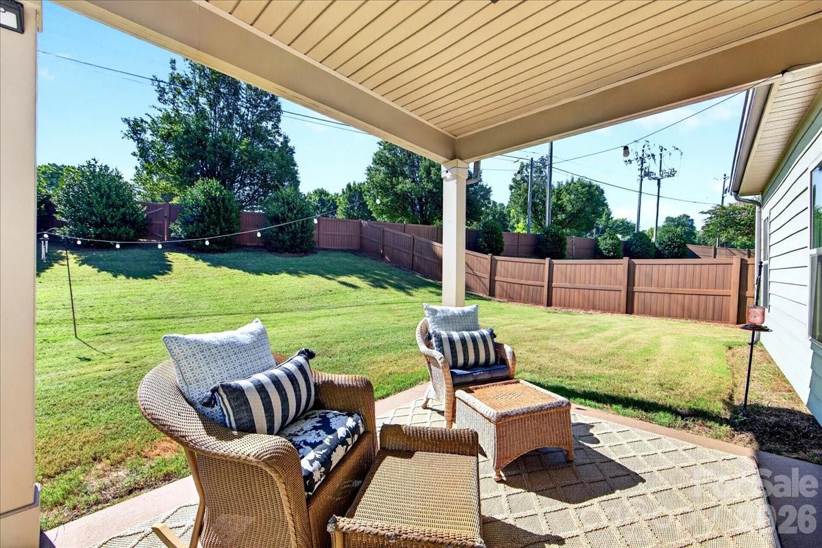 5800 Carmel Road — Charlotte