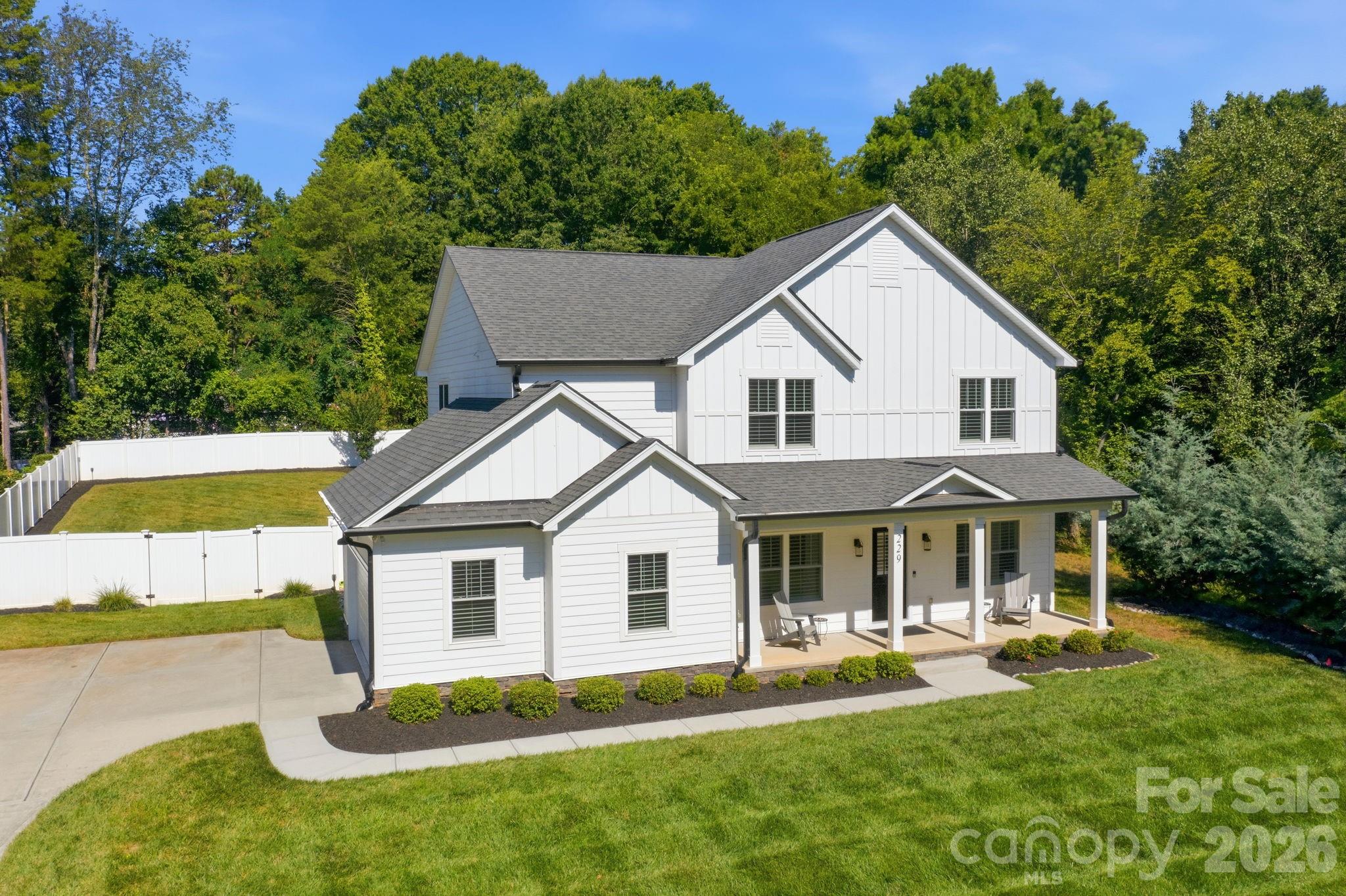 229 Elysian Drive — Mooresville
