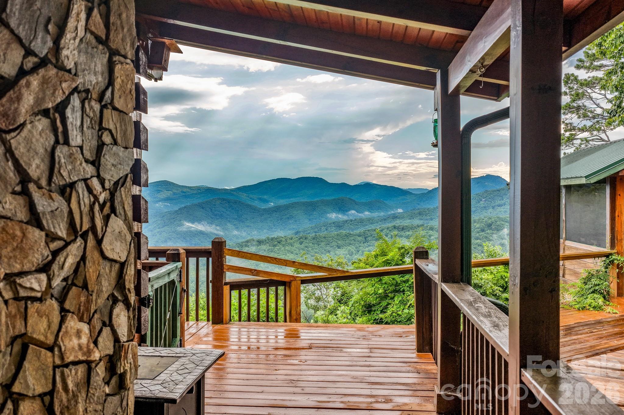 1411 Wolf Pen Road — Old Fort