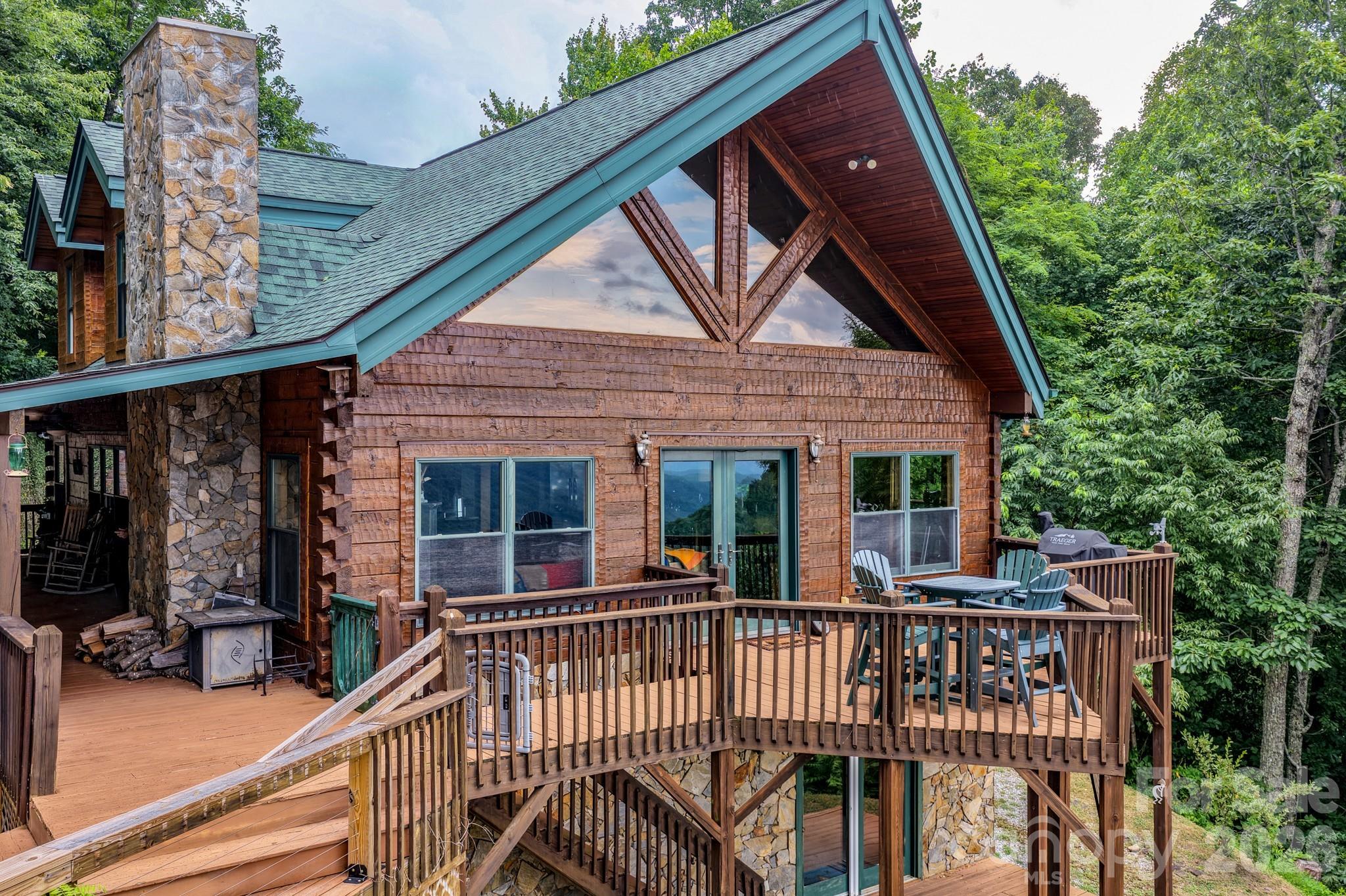 1411 Wolf Pen Road — Old Fort