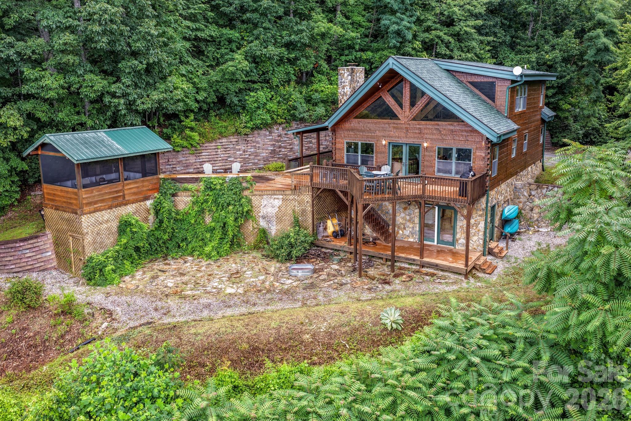 1411 Wolf Pen Road — Old Fort