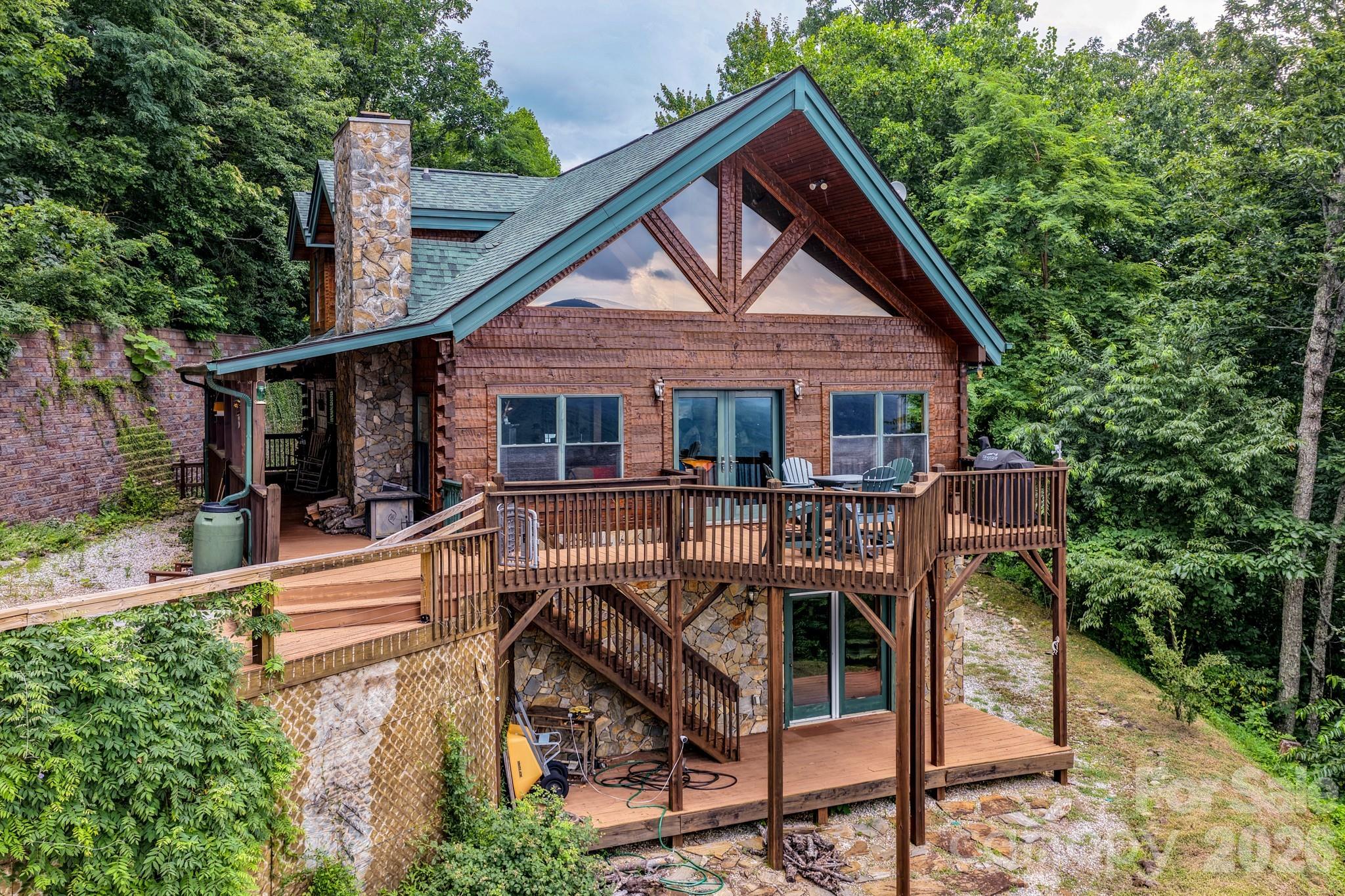 1411 Wolf Pen Road — Old Fort