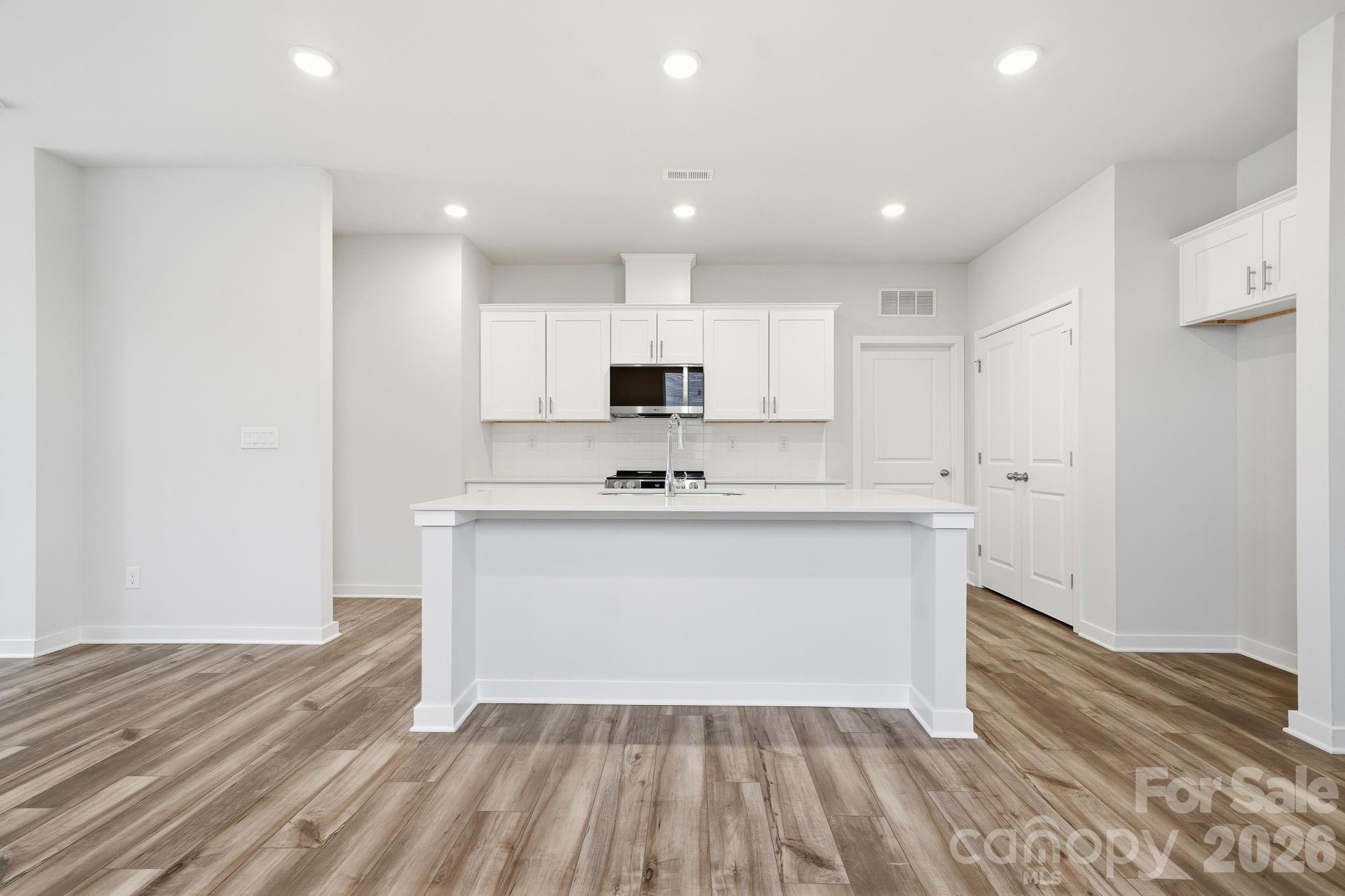 2935 31st Street NE — Hickory