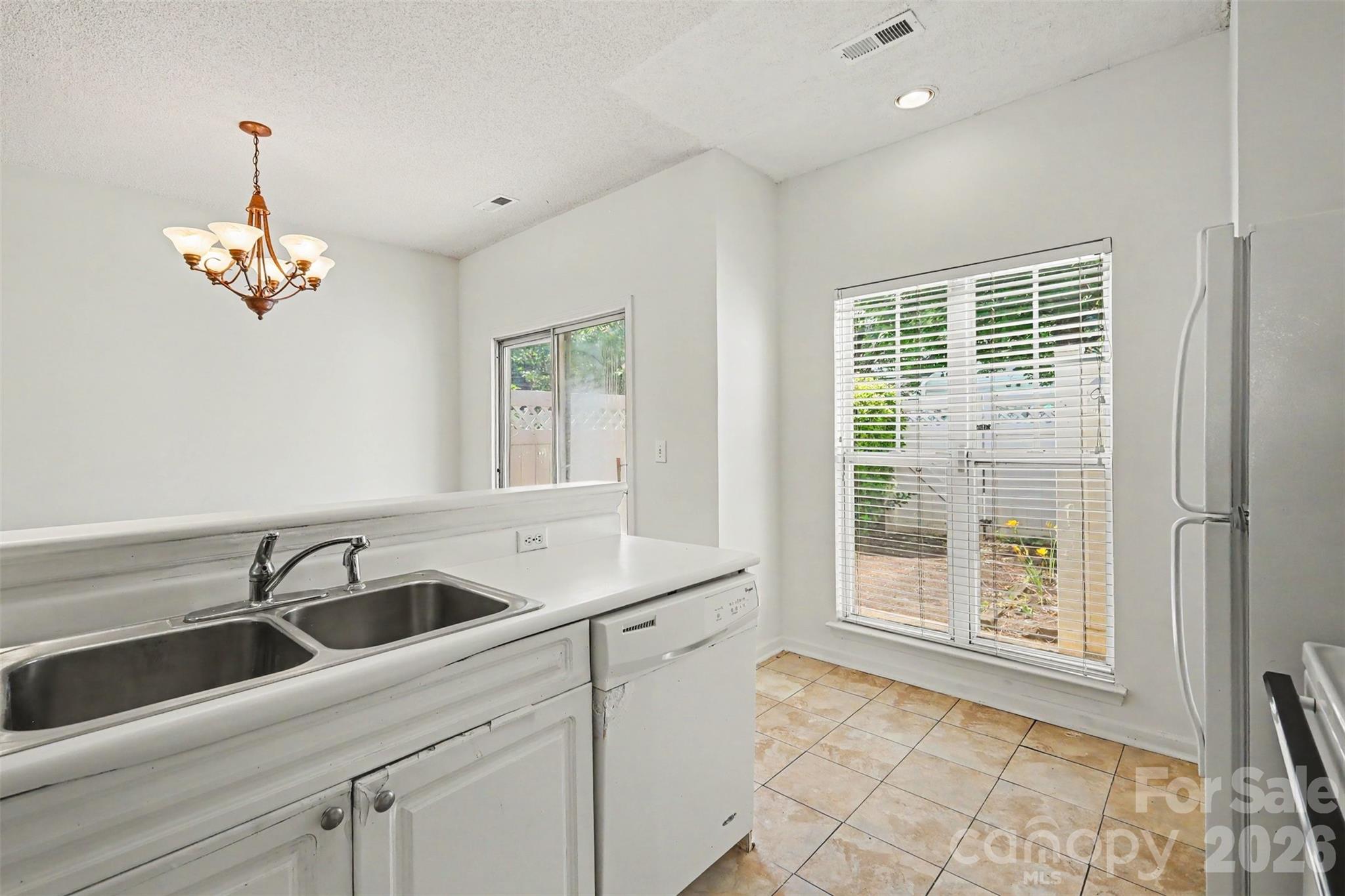6414 Mallard View Lane — Charlotte
