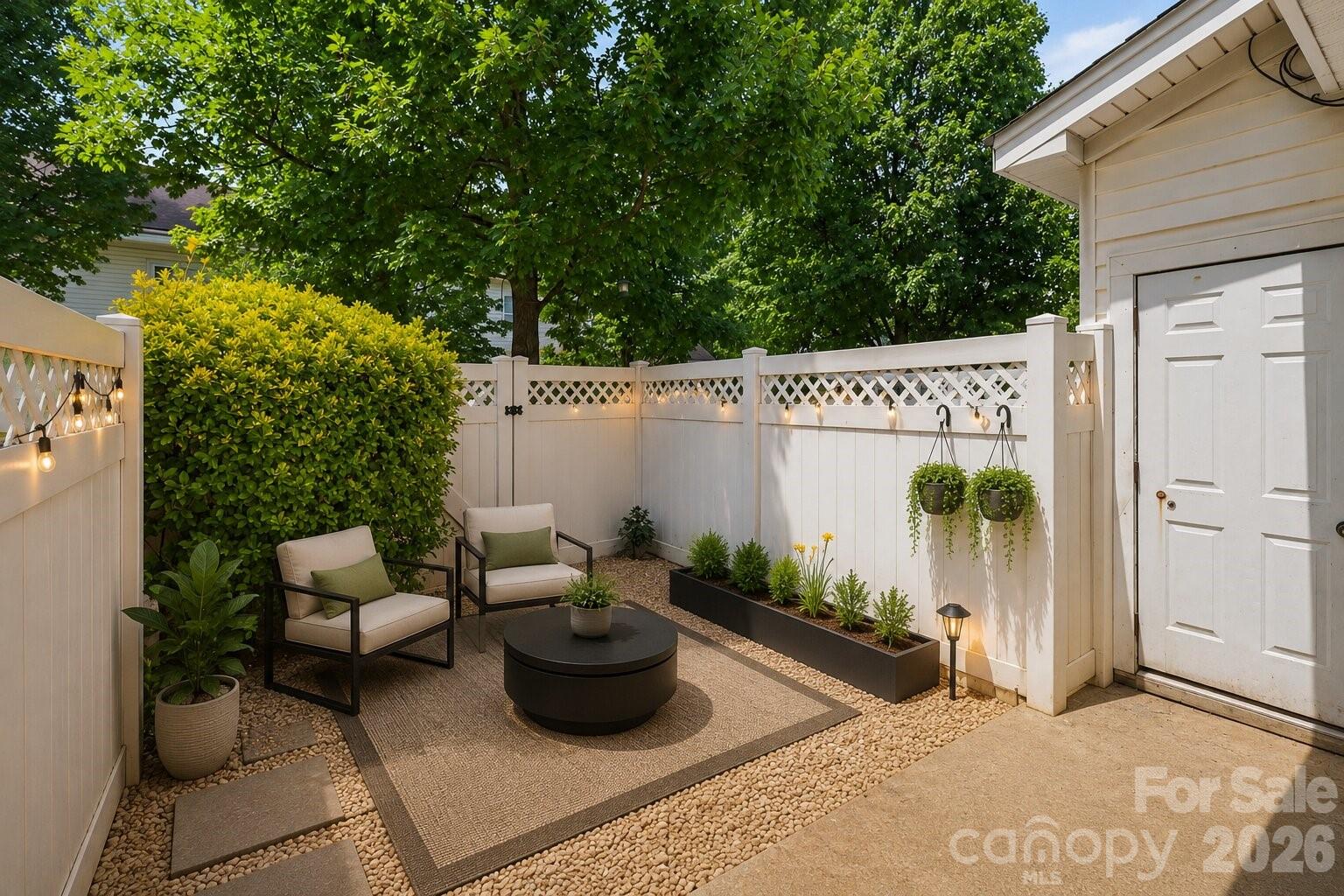 6414 Mallard View Lane — Charlotte