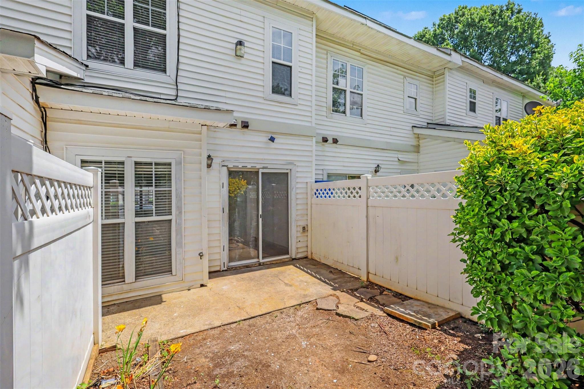 6414 Mallard View Lane — Charlotte