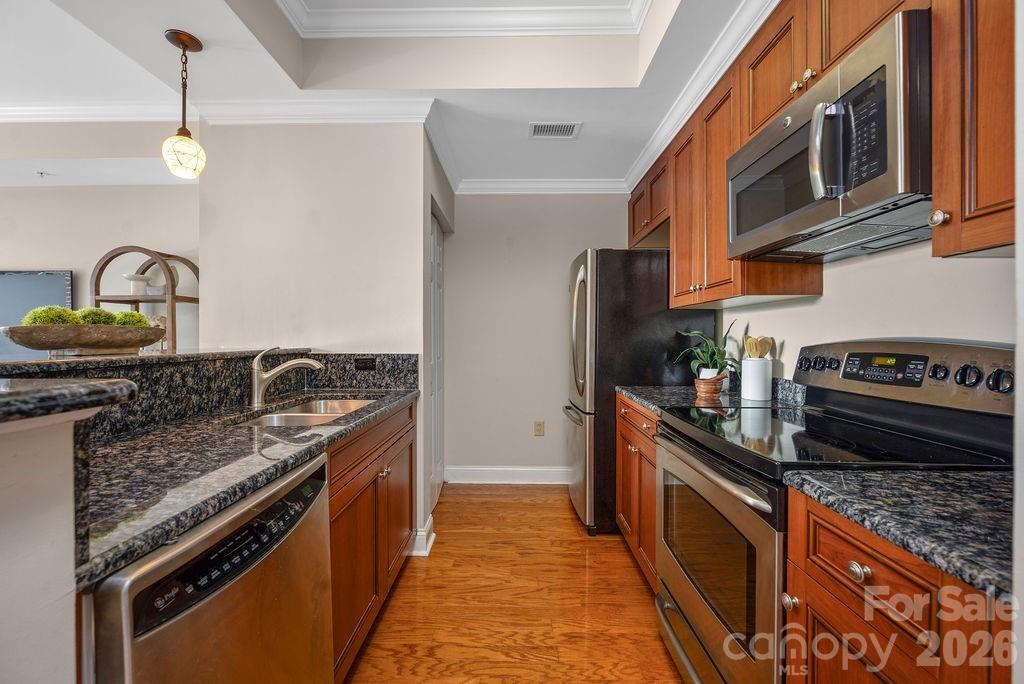 300 W 5th Street #446 — Charlotte