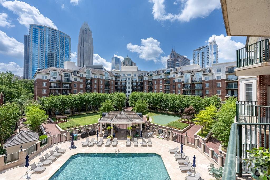 300 W 5th Street #446 — Charlotte