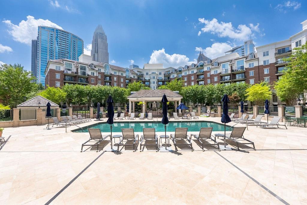 300 W 5th Street #446 — Charlotte