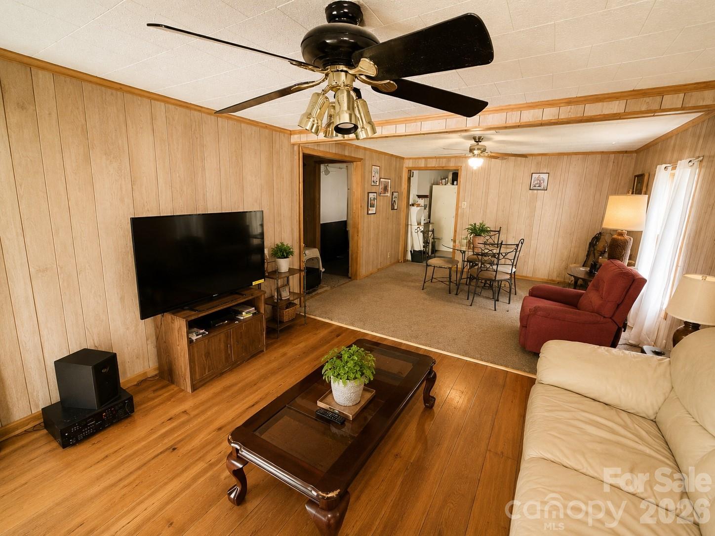 312 S Miller Avenue — Statesville