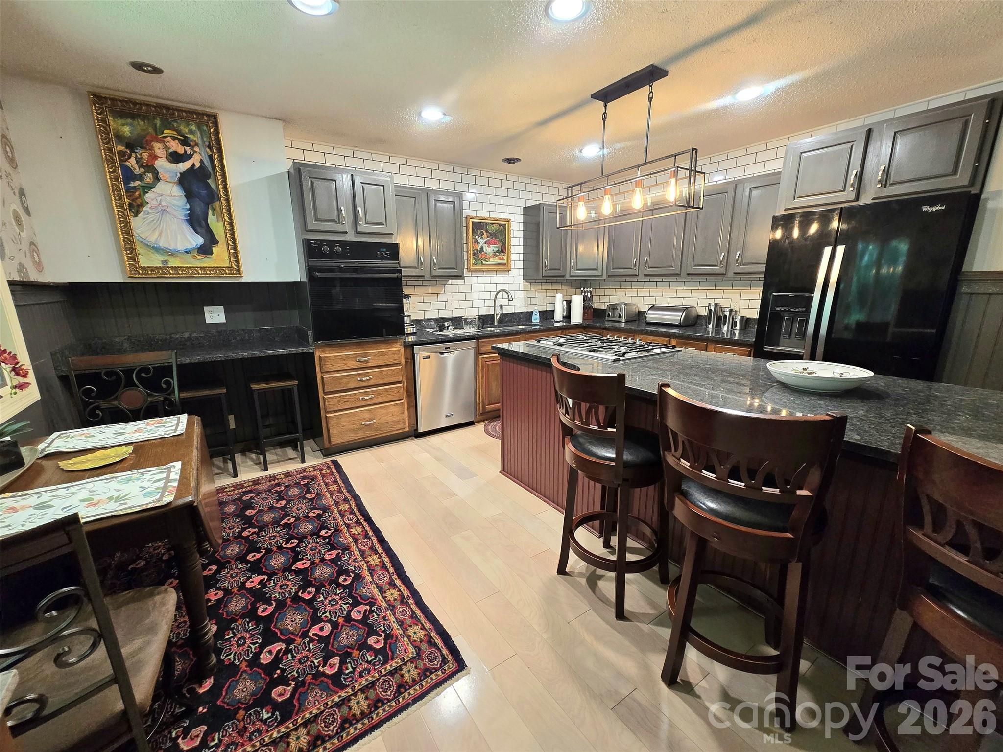 18 Rollingwood Road — Asheville