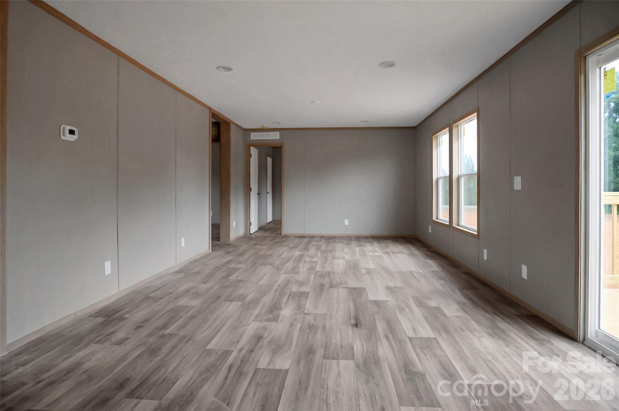 803 Eagle View Lane — Lawndale