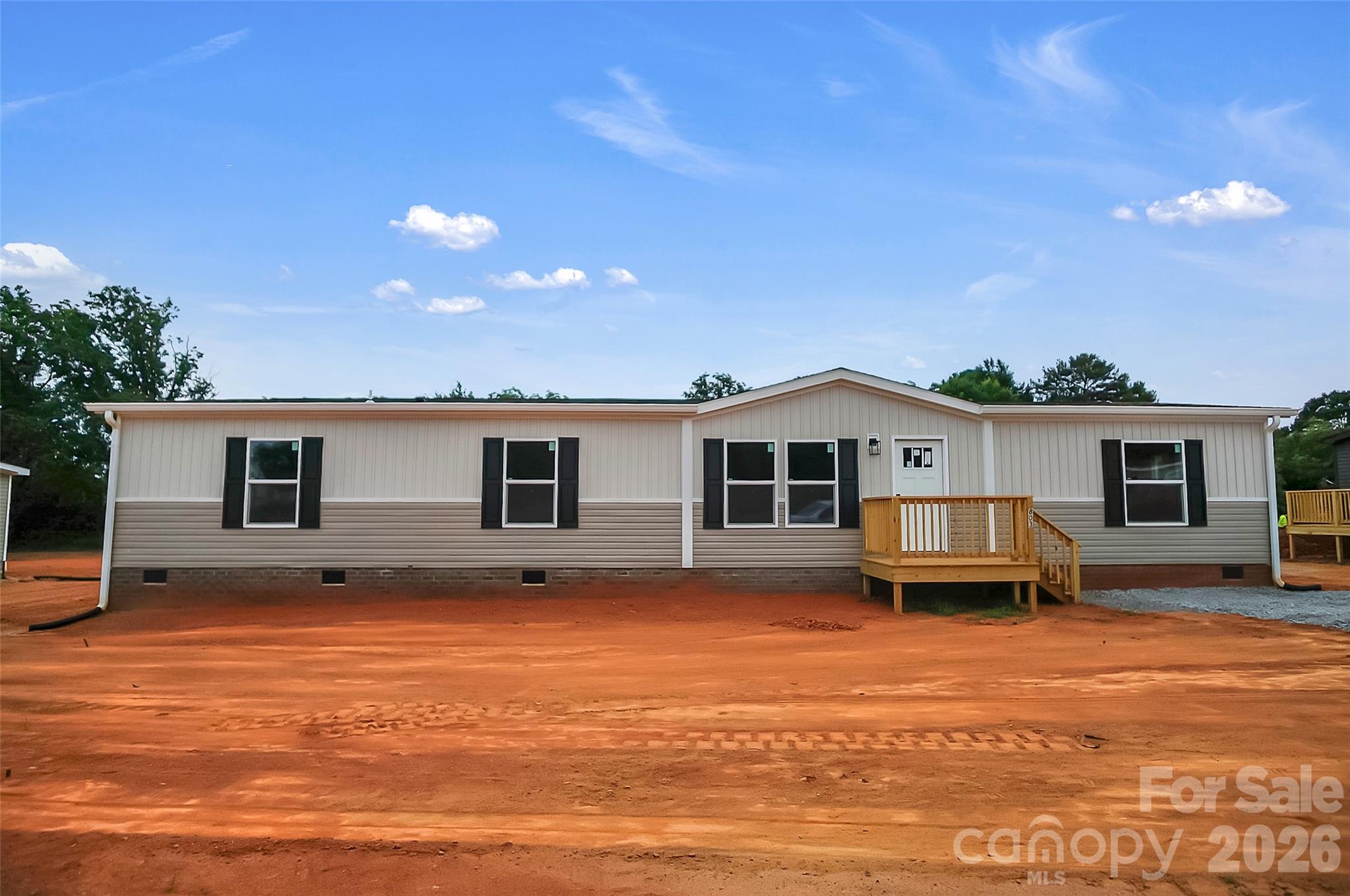 803 Eagle View Lane — Lawndale