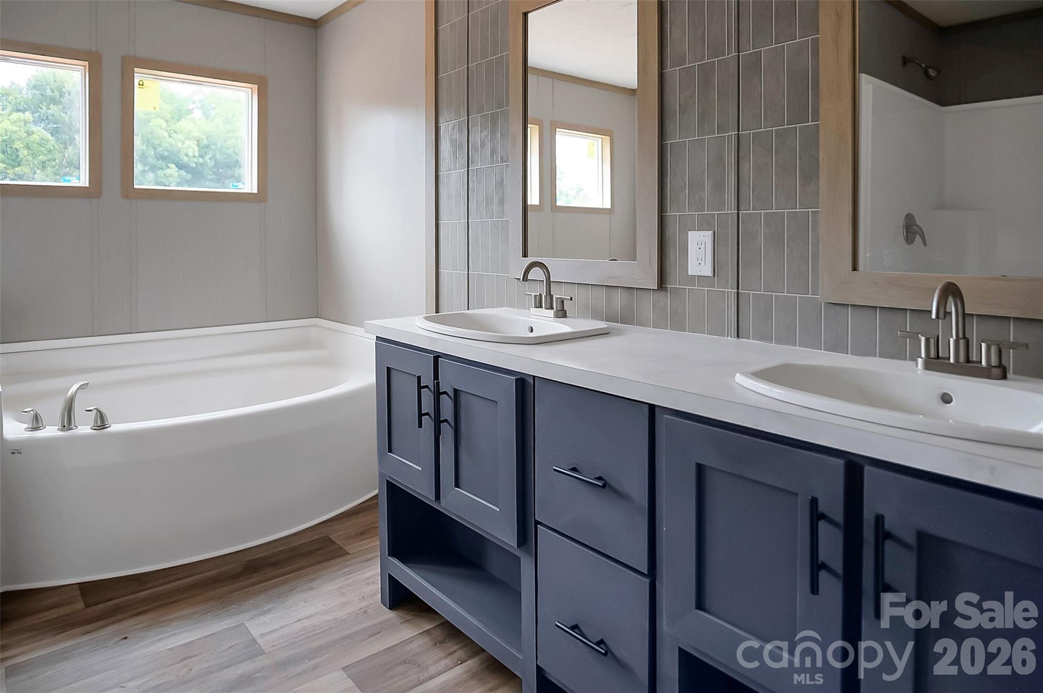 803 Eagle View Lane — Lawndale
