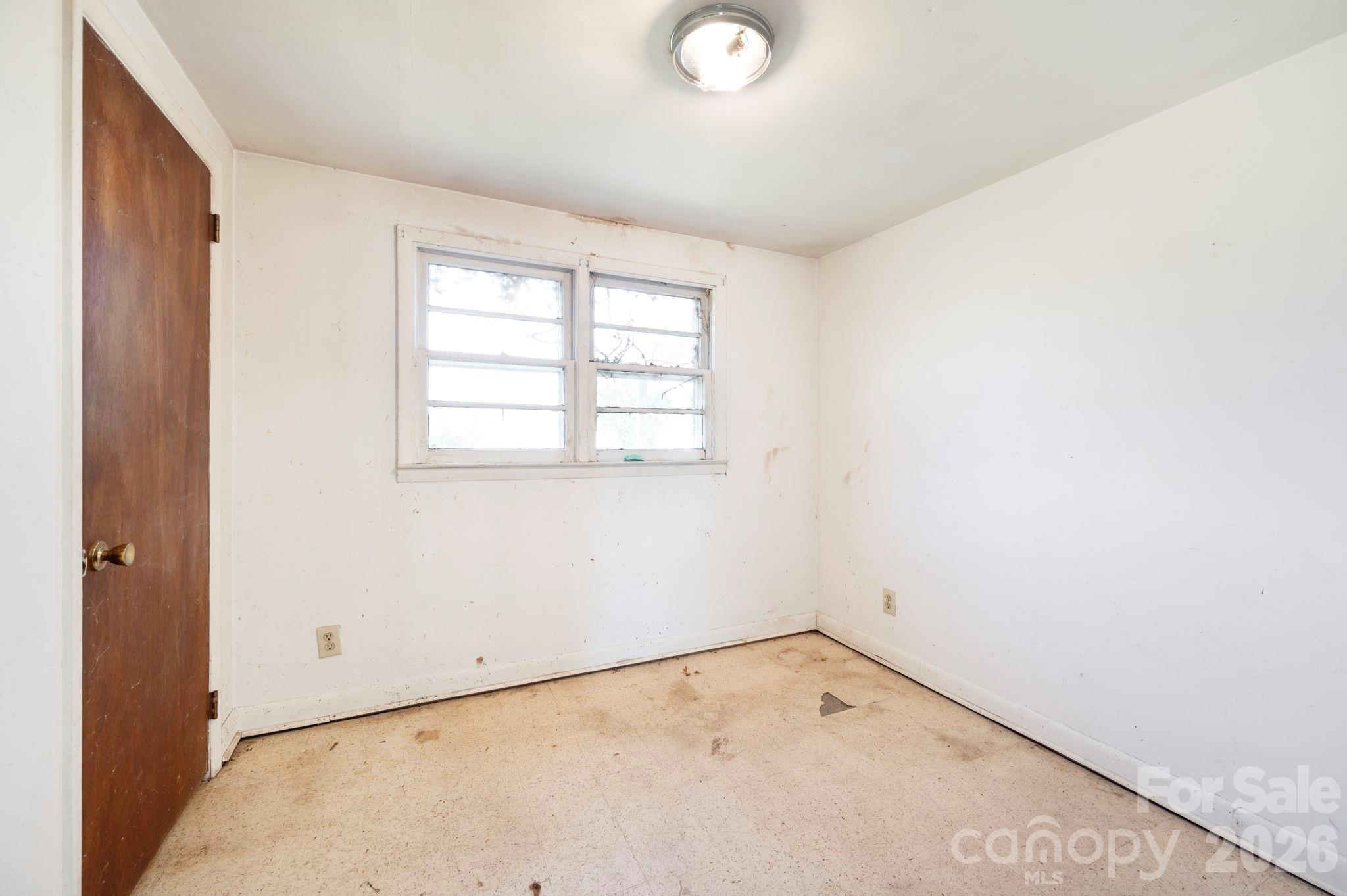 86 Sterling Drive — Mills River