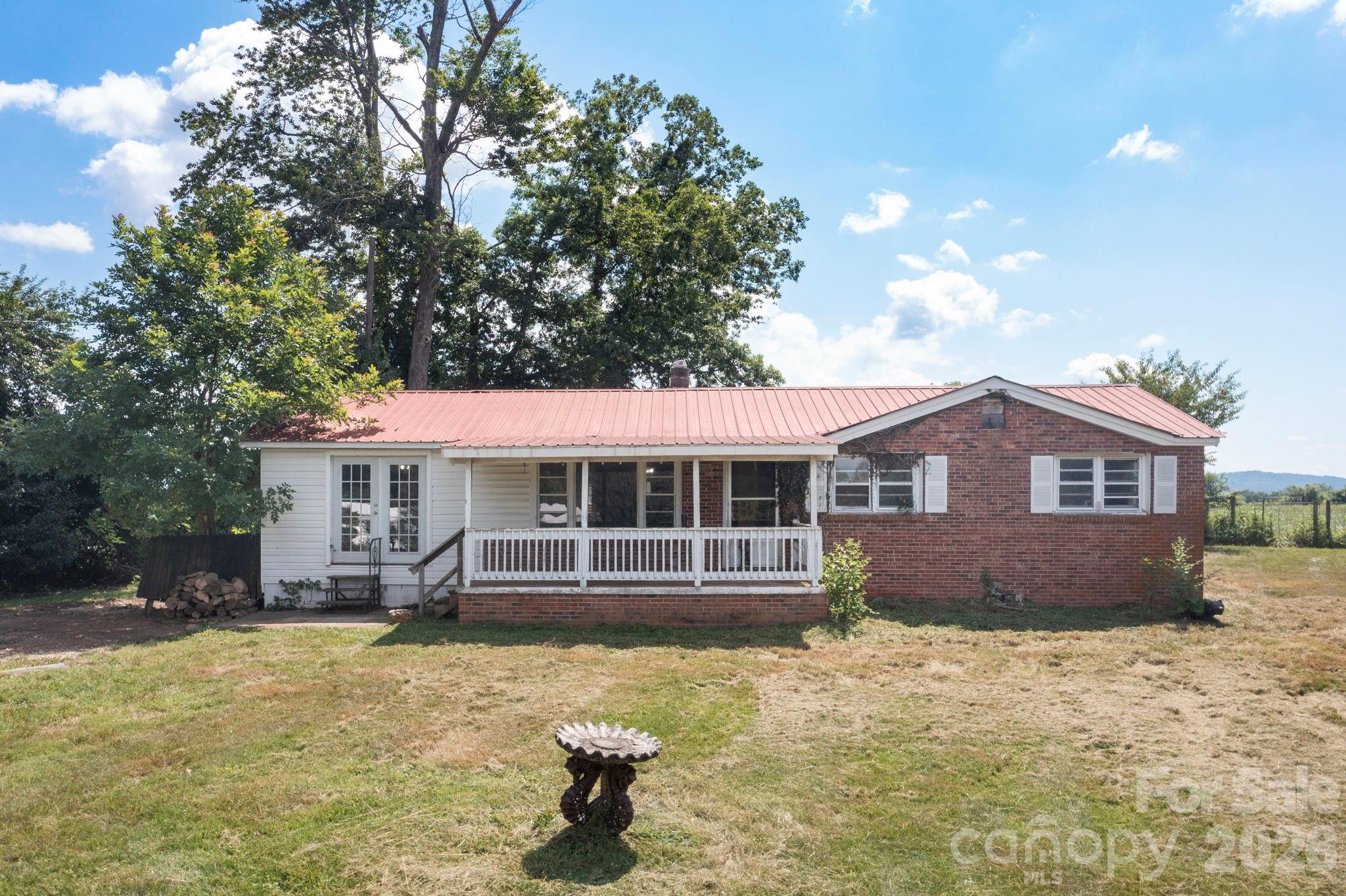 86 Sterling Drive — Mills River