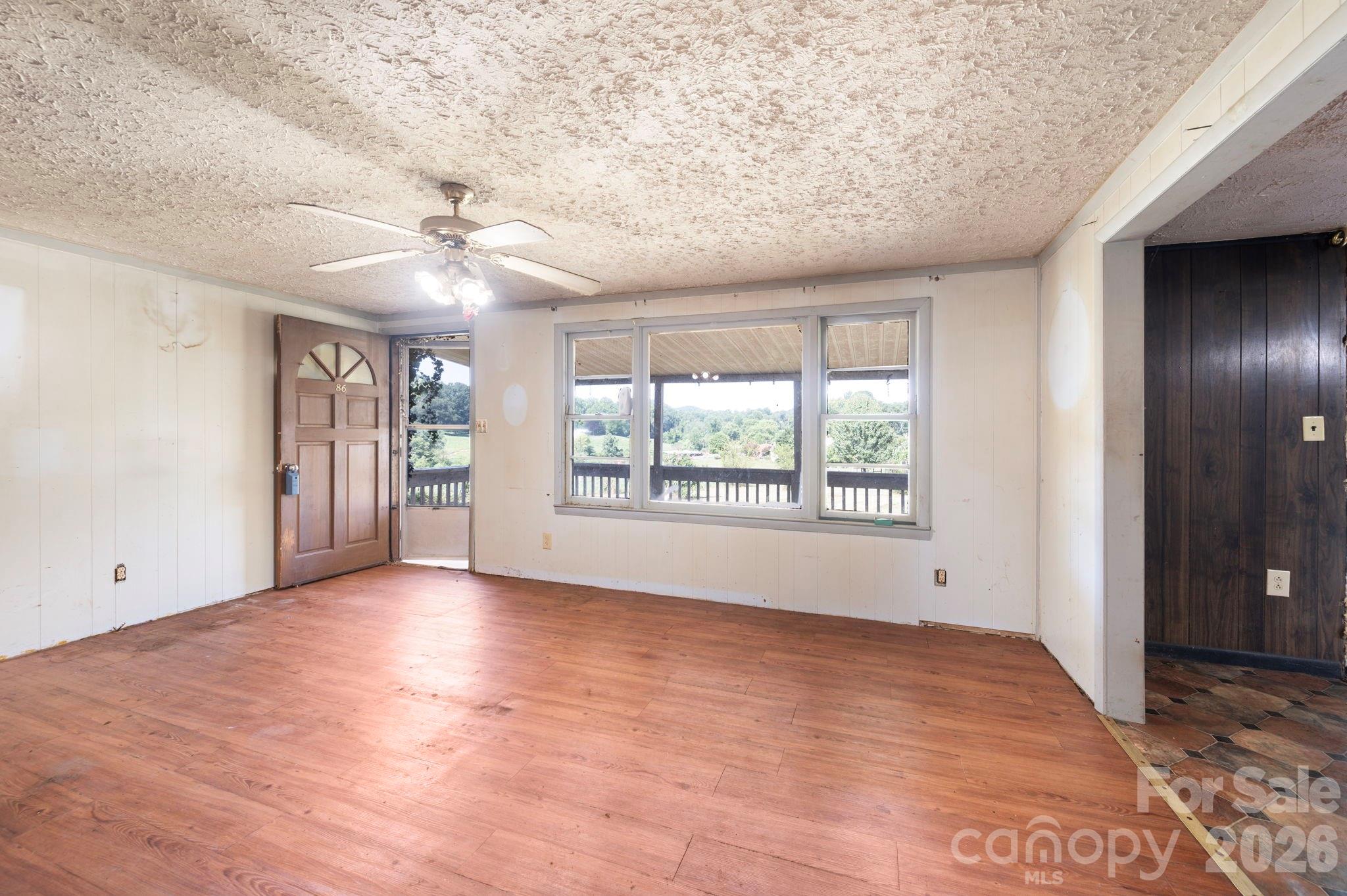 86 Sterling Drive — Mills River