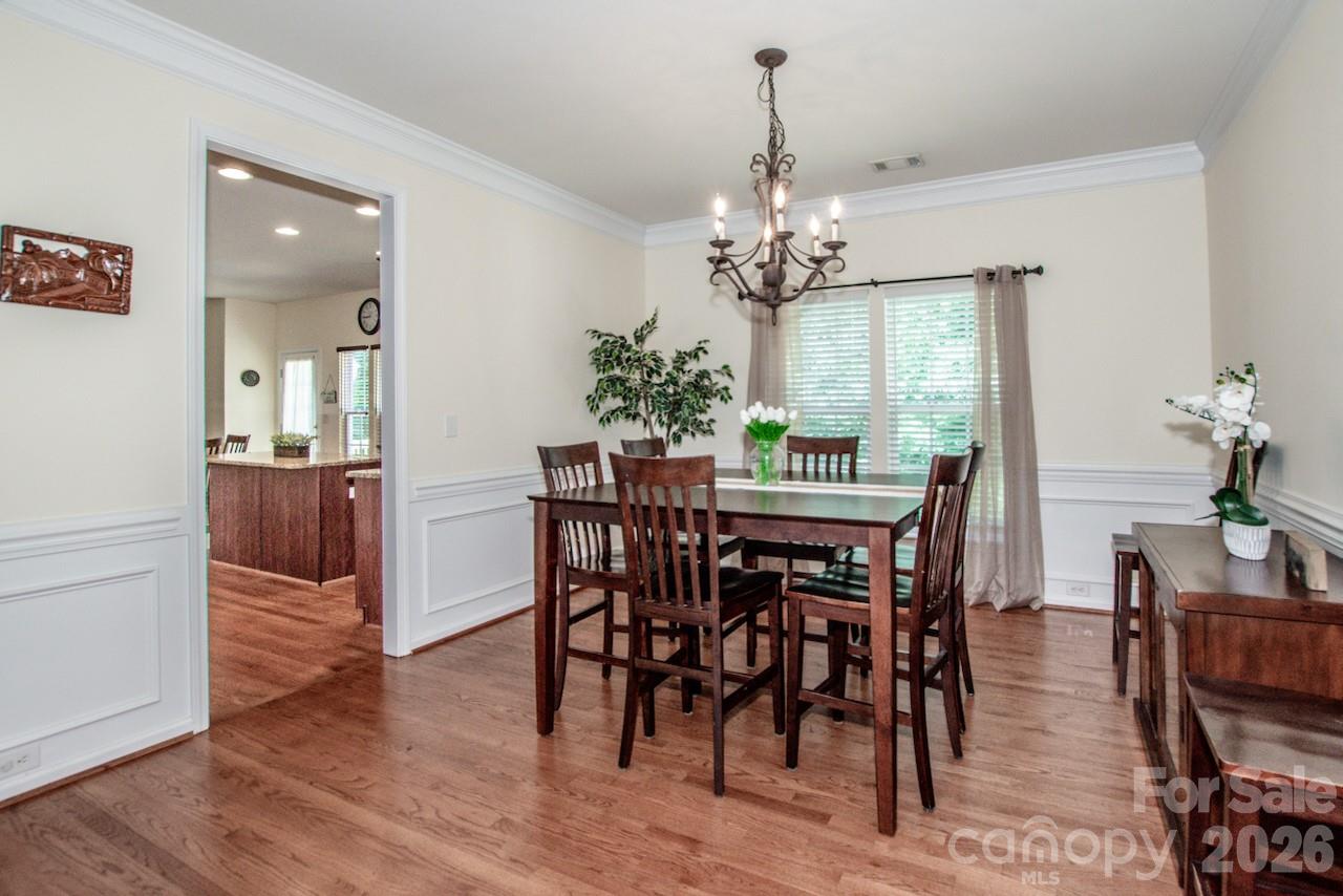 121 Crimson Orchard Drive — Mooresville