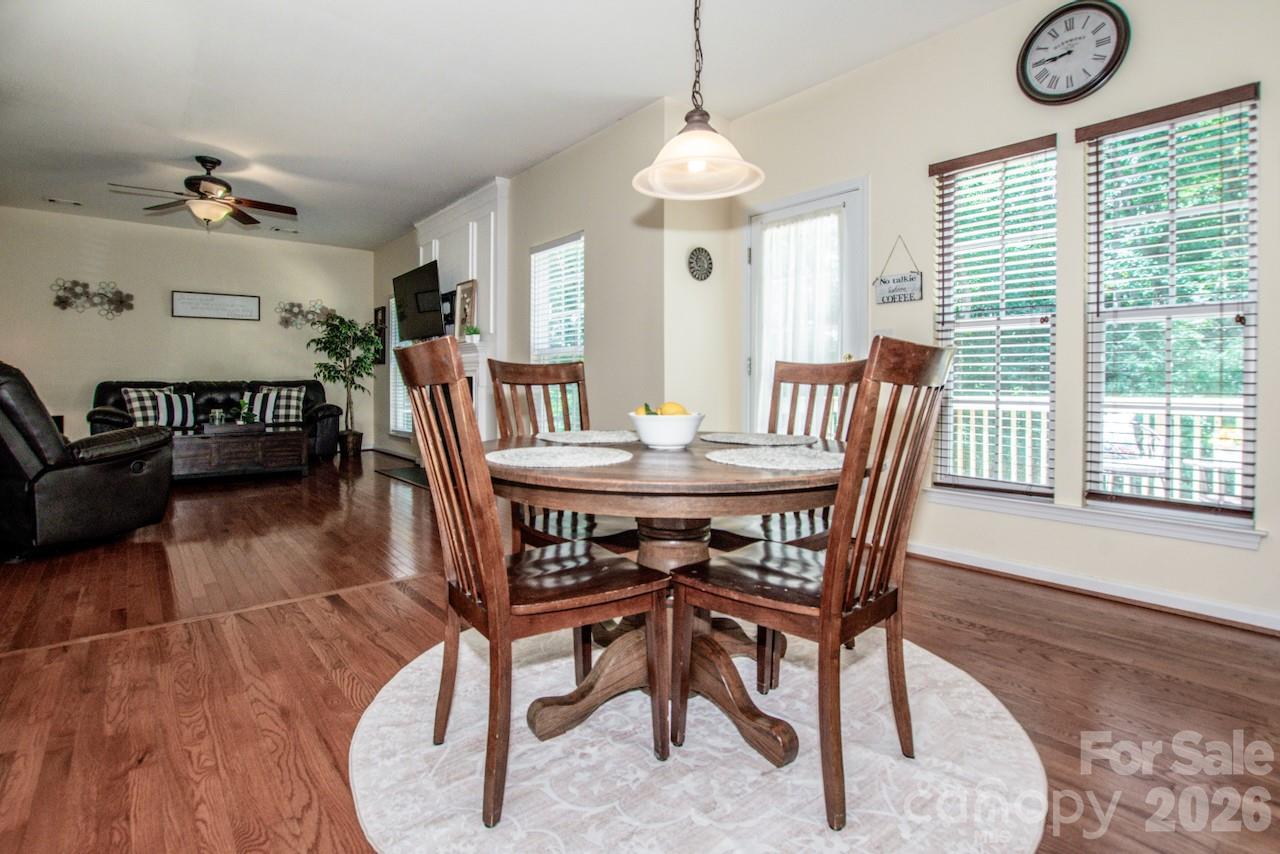 121 Crimson Orchard Drive — Mooresville