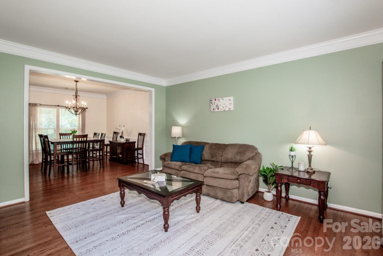 121 Crimson Orchard Drive — Mooresville
