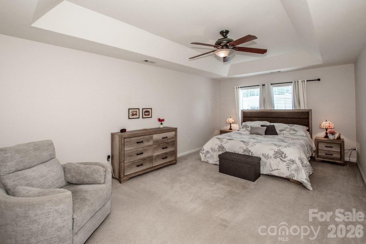 121 Crimson Orchard Drive — Mooresville