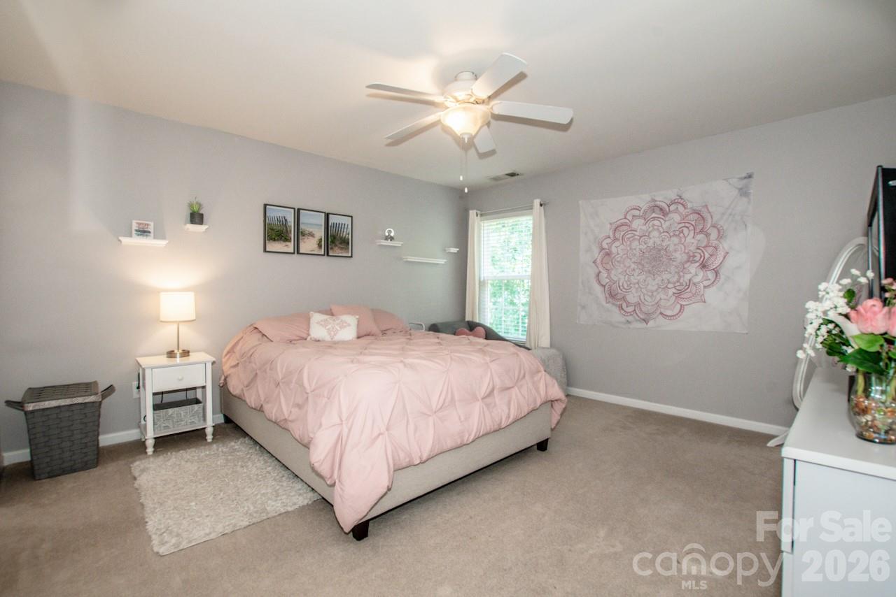 121 Crimson Orchard Drive — Mooresville