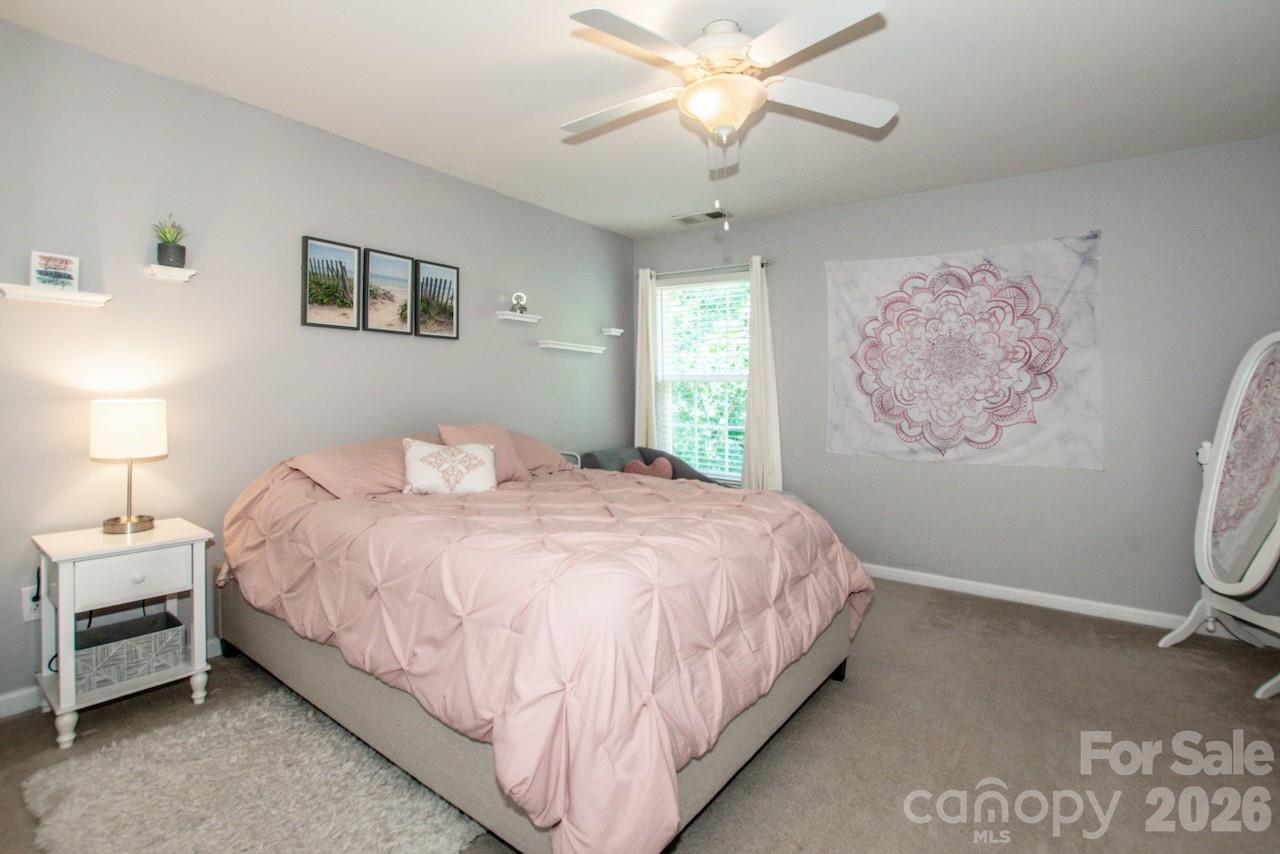 121 Crimson Orchard Drive — Mooresville