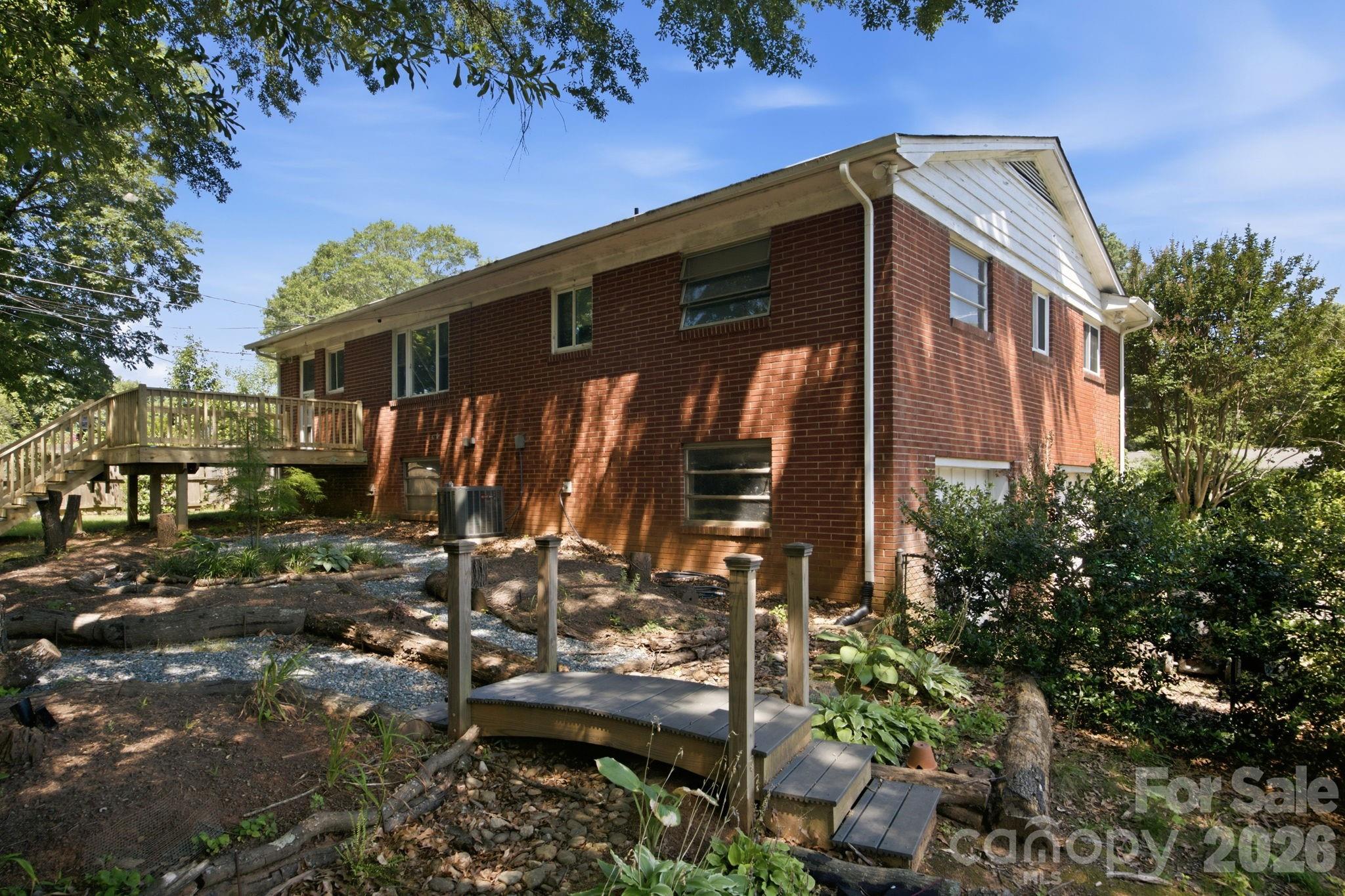 3800 Arvin Drive — Charlotte