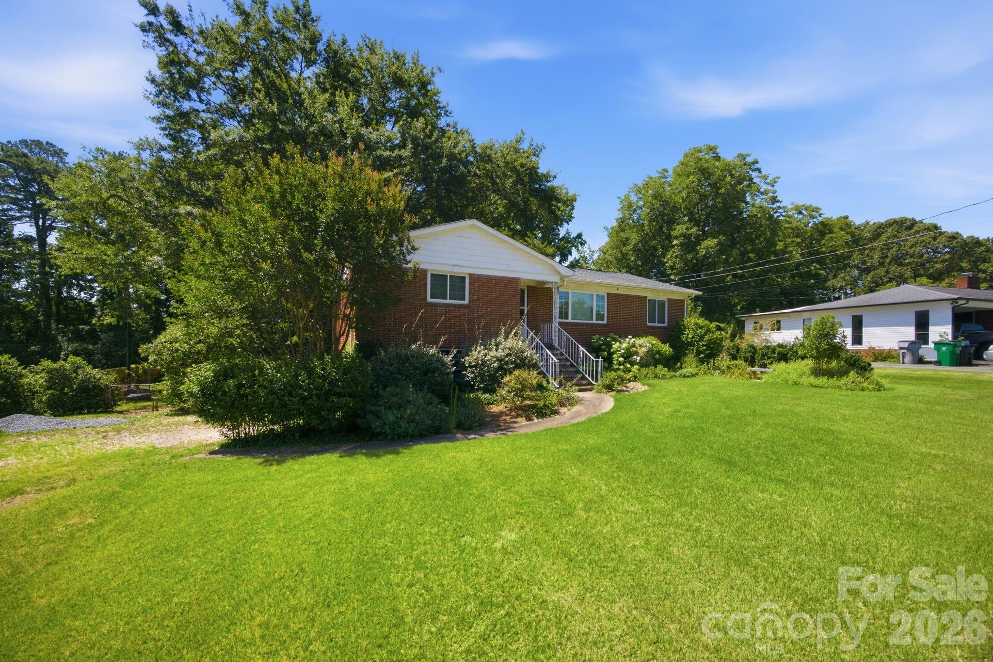 3800 Arvin Drive — Charlotte