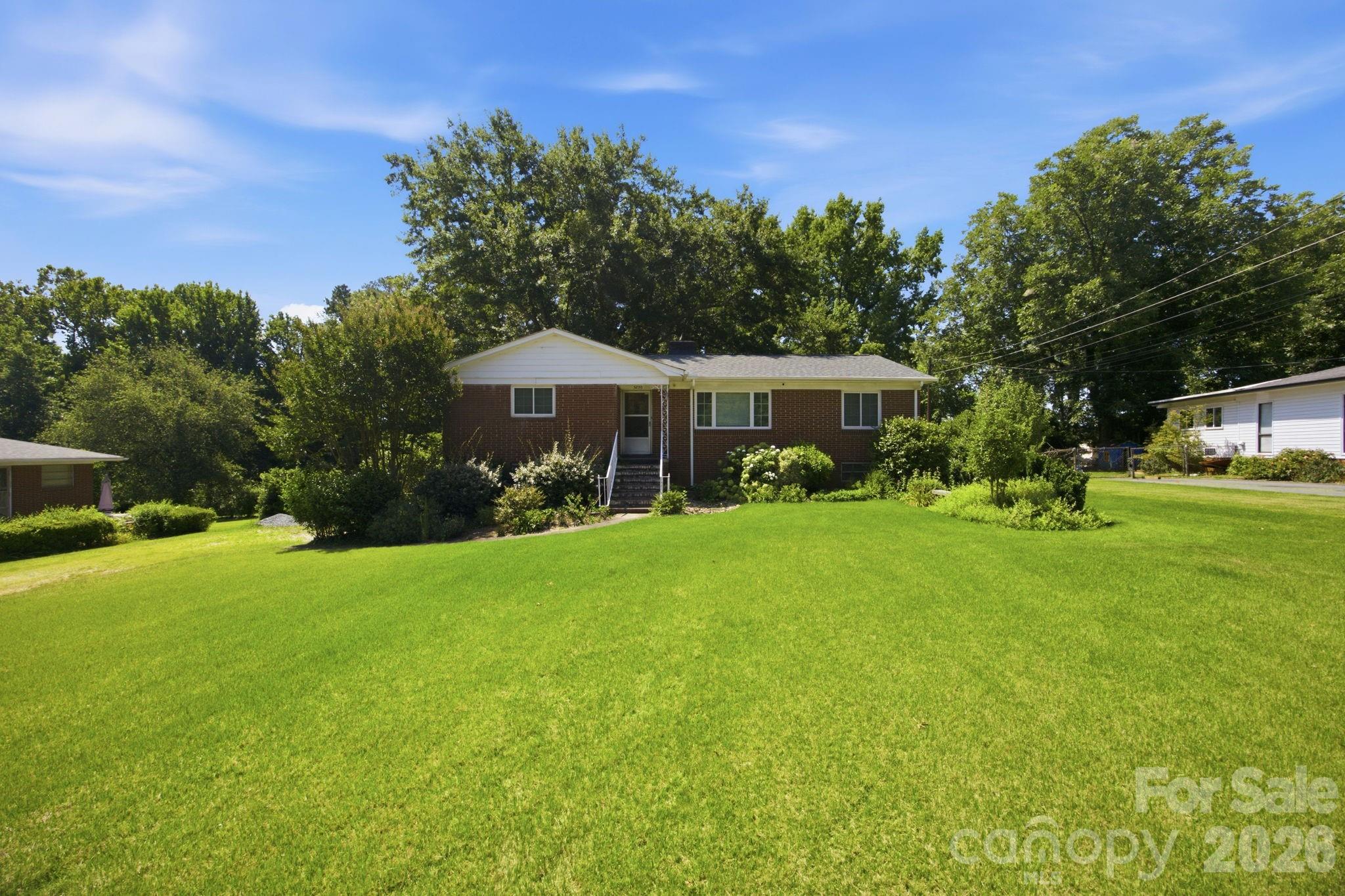 3800 Arvin Drive — Charlotte