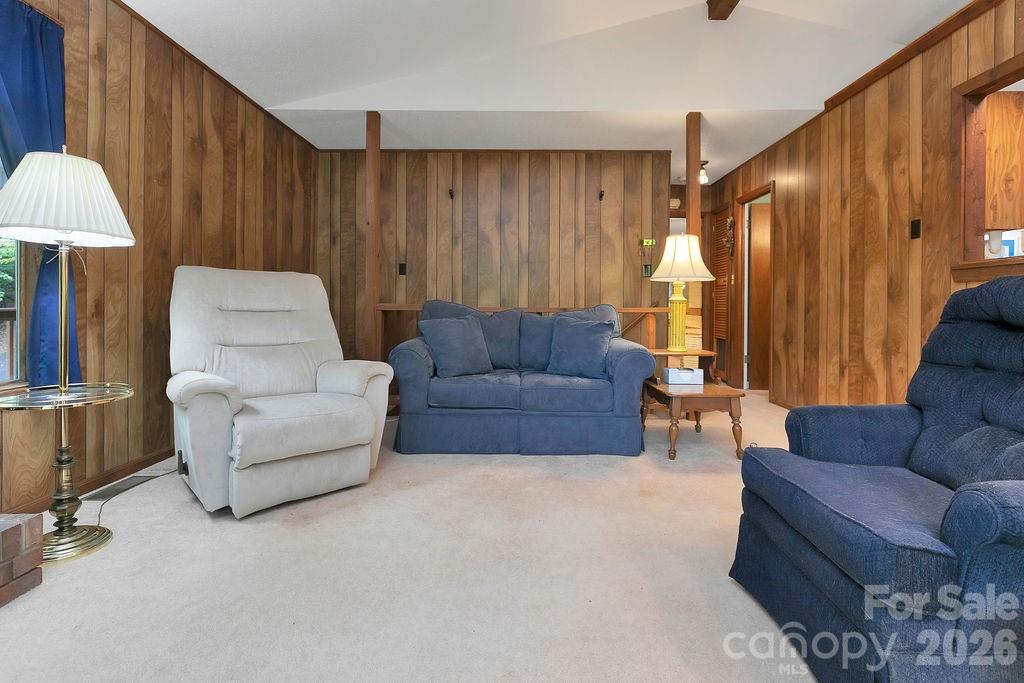 108 Easy Street — Cedar Mountain