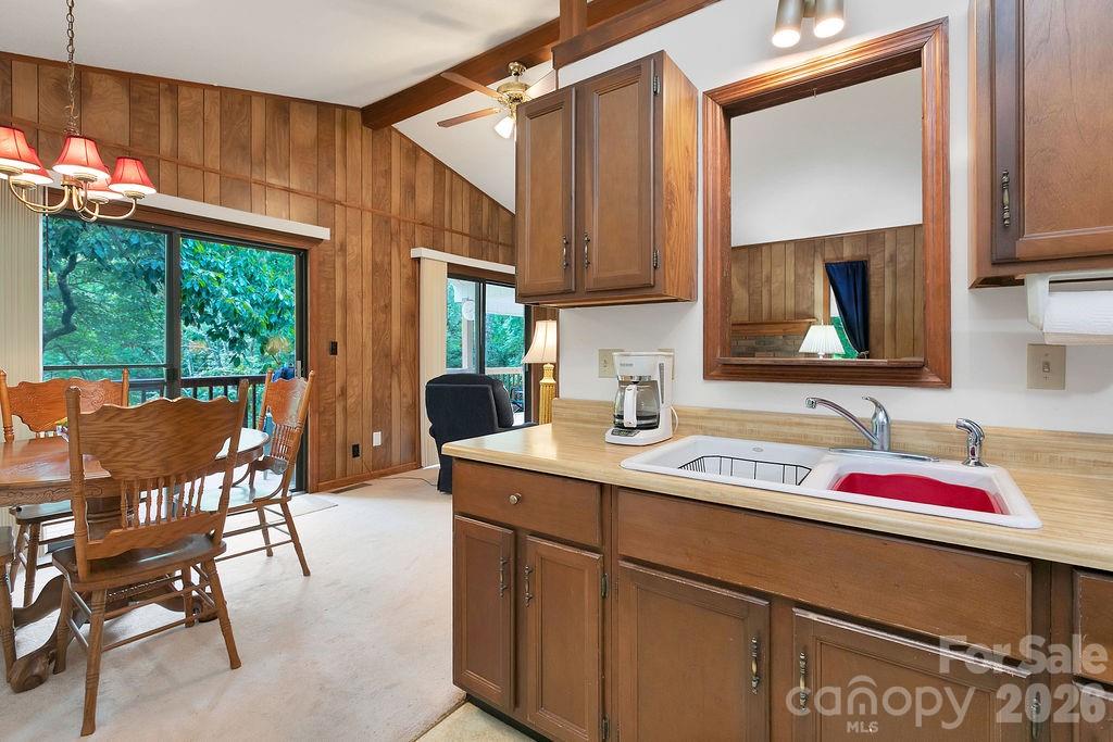 108 Easy Street — Cedar Mountain