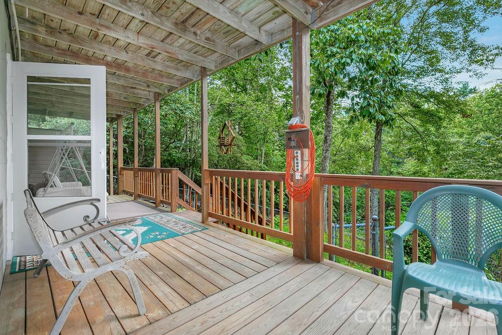 108 Easy Street — Cedar Mountain