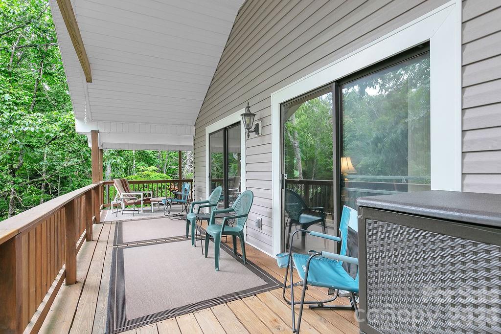 108 Easy Street — Cedar Mountain
