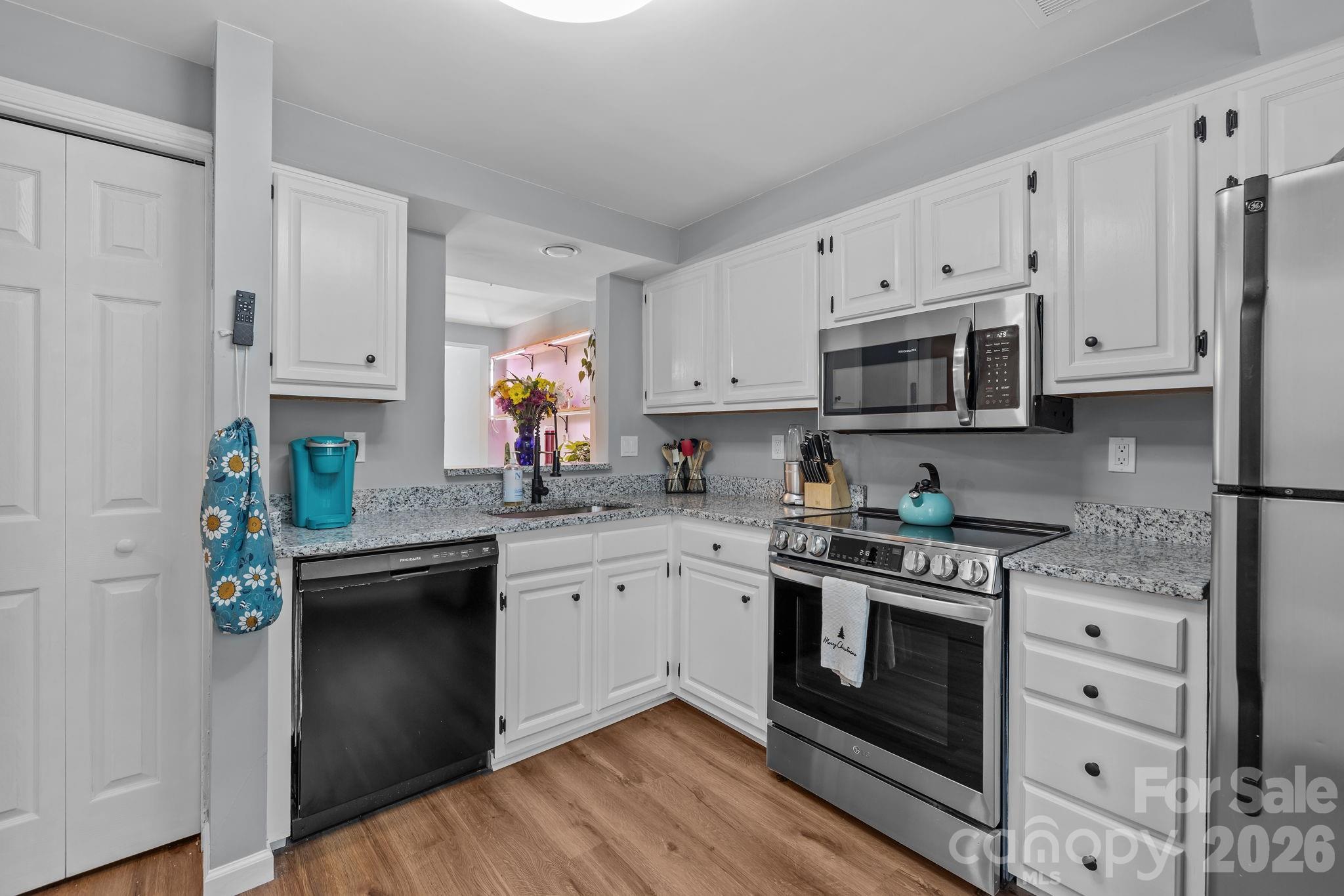 247 Water Oak Drive — Pineville