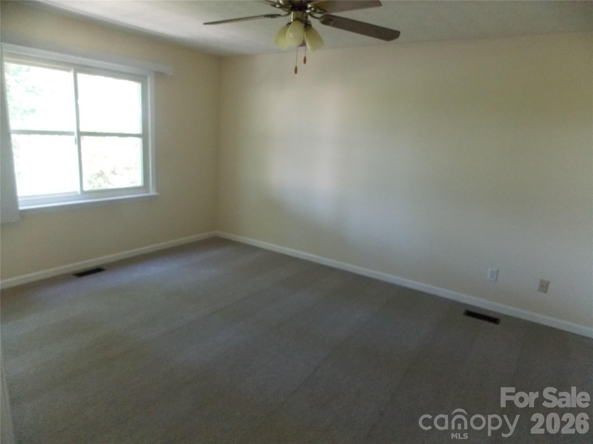 4249 Beach Road — Hudson