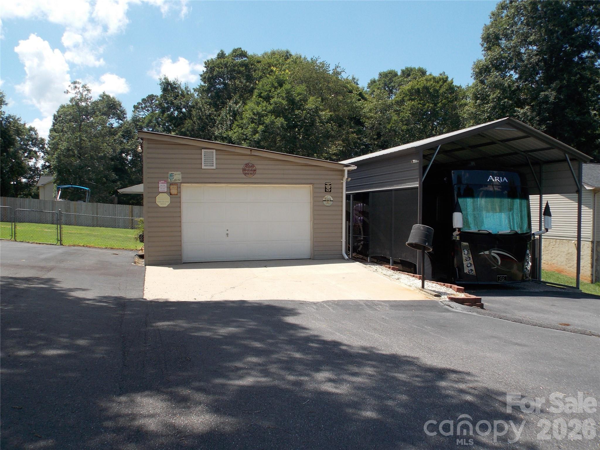 4249 Beach Road — Hudson