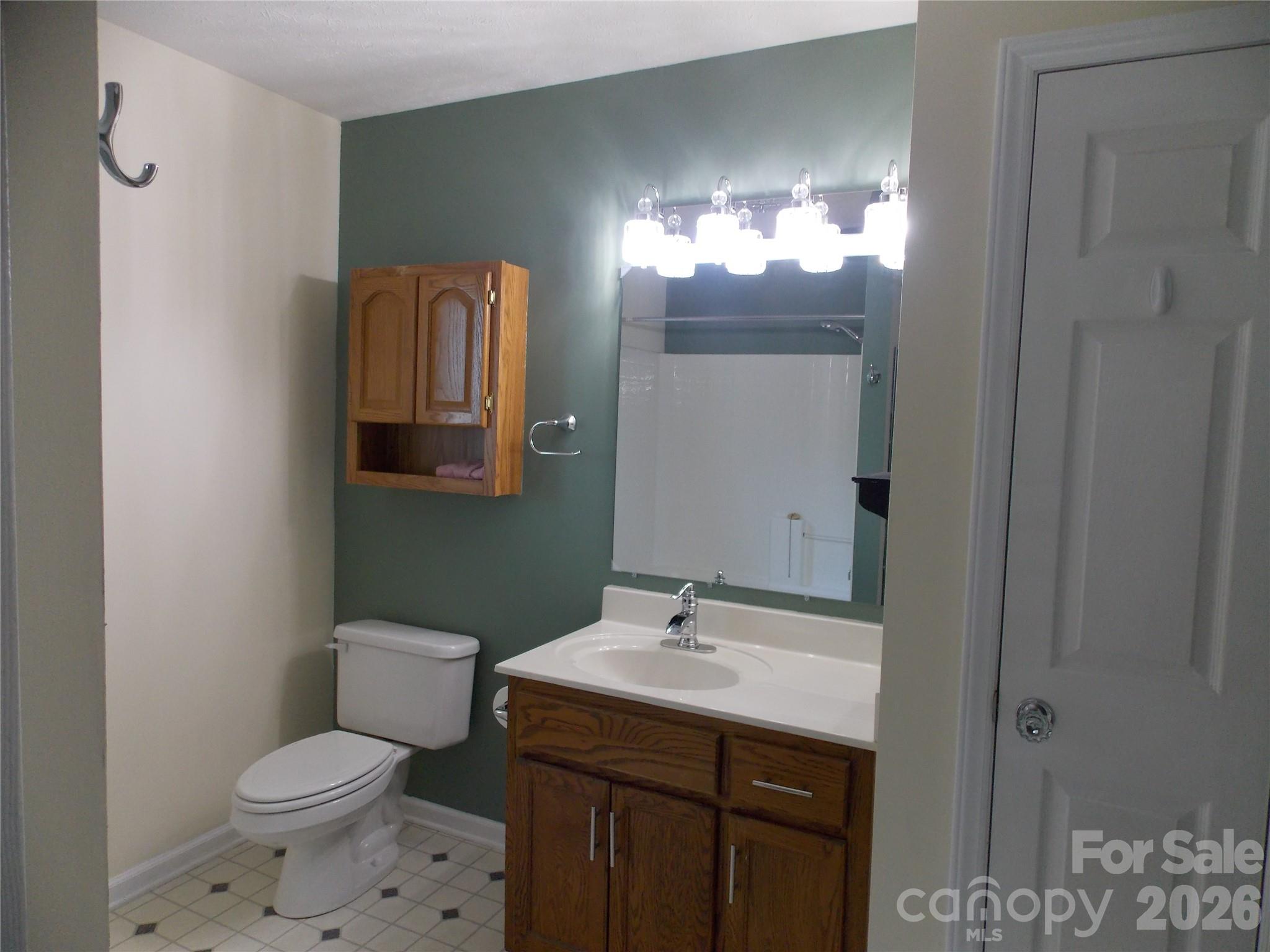 4249 Beach Road — Hudson