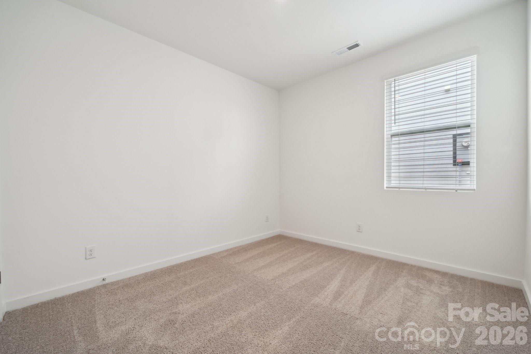 2938 31st Street NE — Hickory