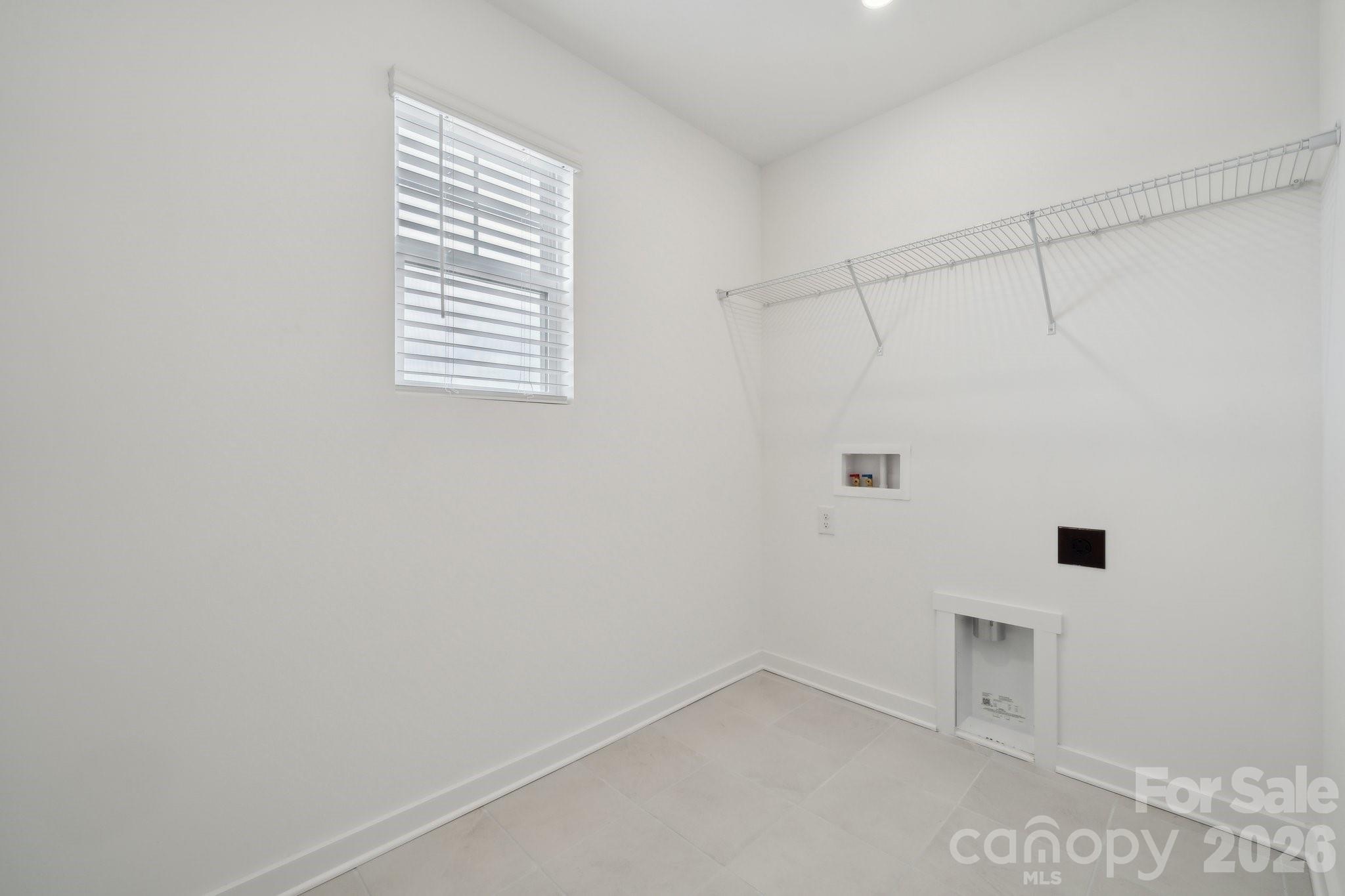 2938 31st Street NE — Hickory