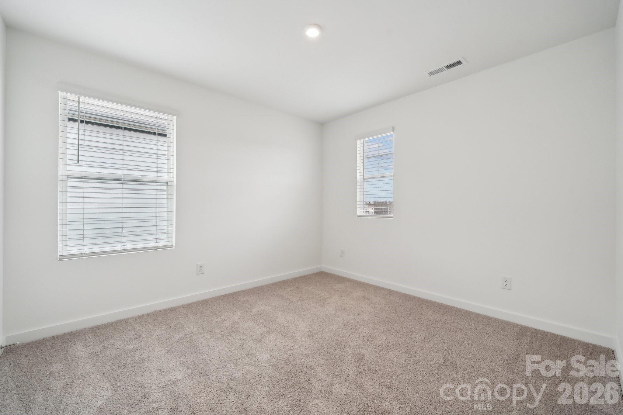 2938 31st Street NE — Hickory