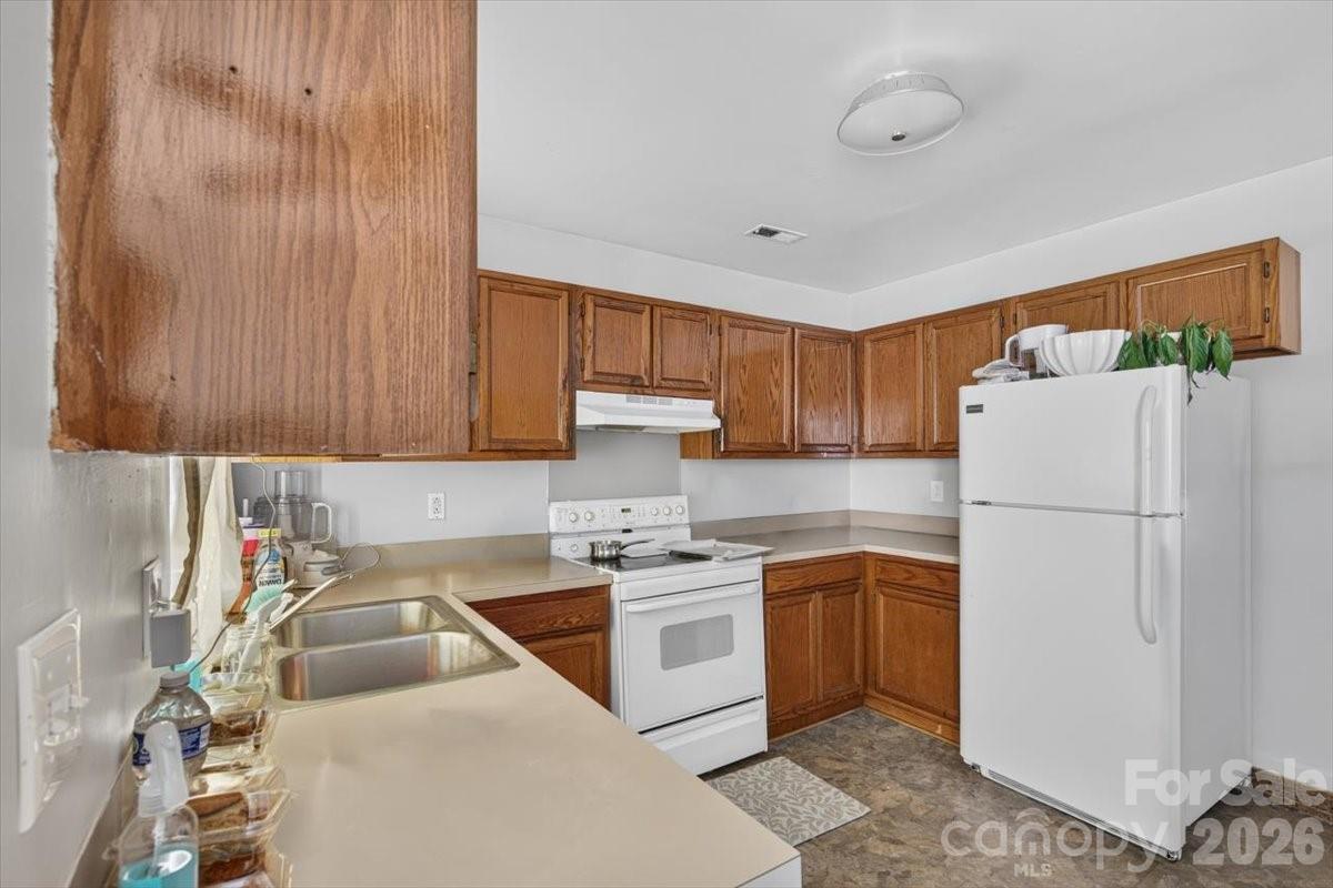 1630 Pamela Lorraine Drive — Charlotte