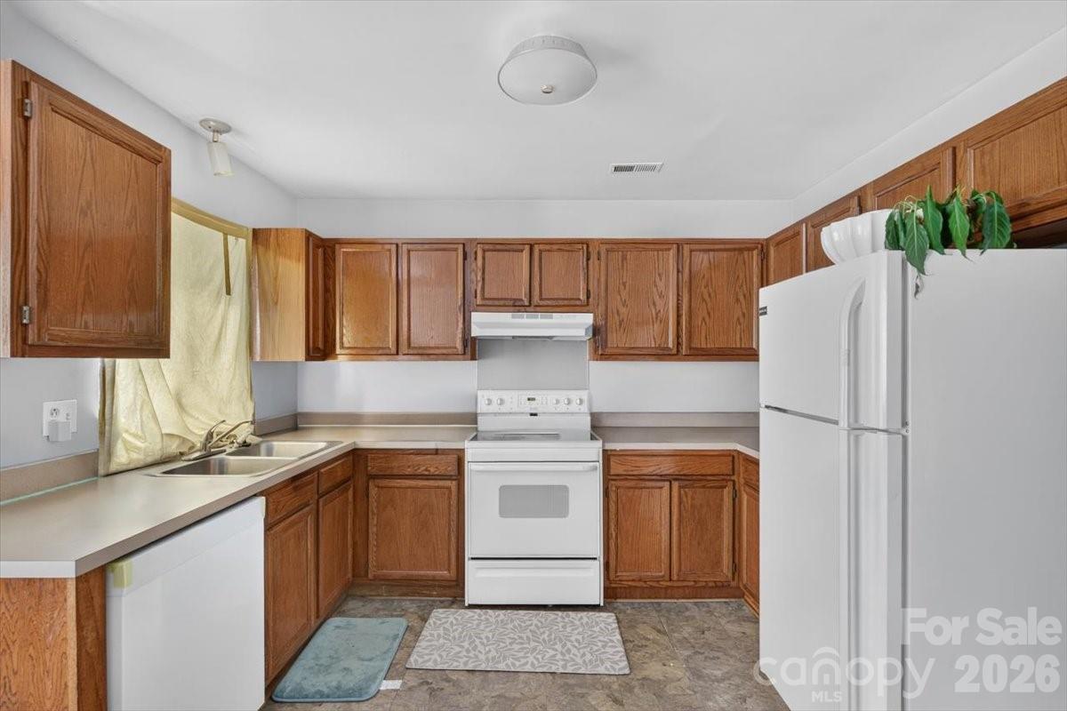 1630 Pamela Lorraine Drive — Charlotte